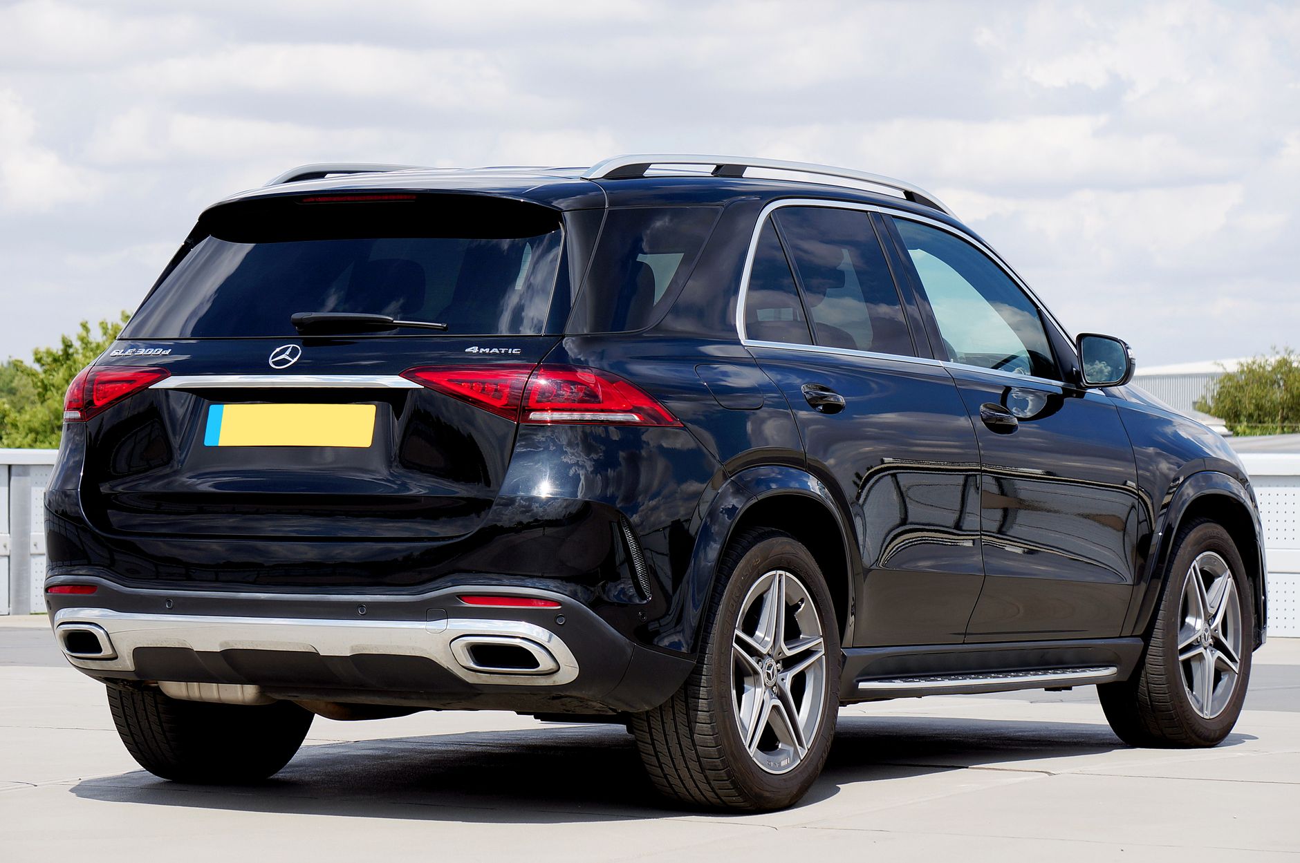 Mercedes GLE — Globinsko čiščenje notranjosti + ozon
